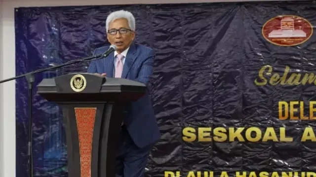 Duta Besar Luar Biasa dan Berkuasa Penuh (LBBP) Republik Indonesia untuk Malaysia, Dato' Indera Hermono.