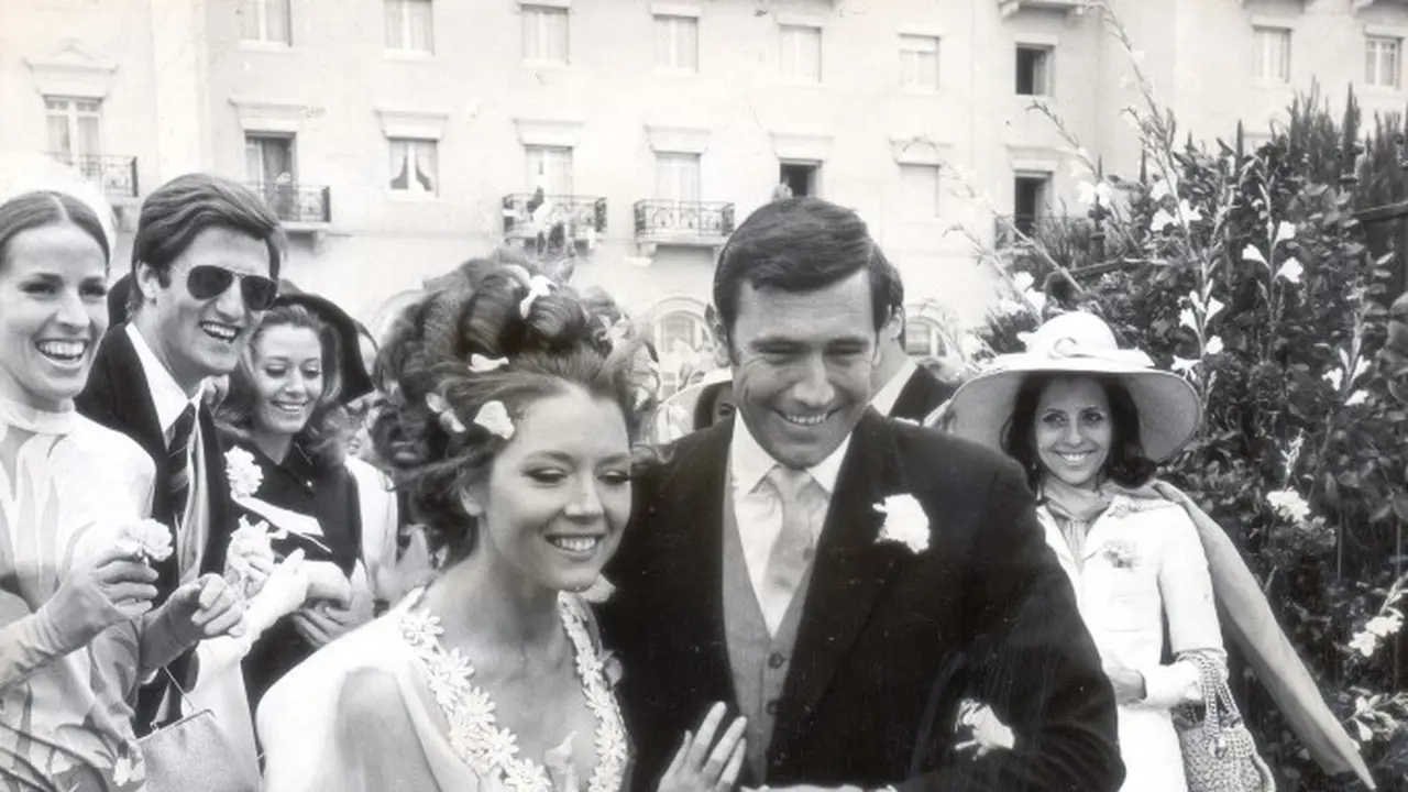 Adegan pernikahan James Bond dan Contessa Teresa di Vicenzo.