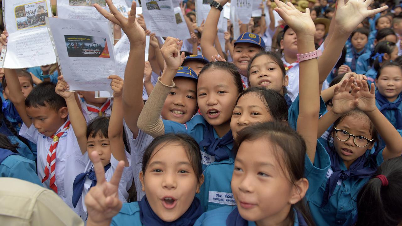 Melihat Kondisi Tim Sepak Bola Remaja Thailand Usai Diselamatkan dari Gua