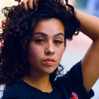 Ilustrasi Jerawat | unsplash.com/@armedshutter