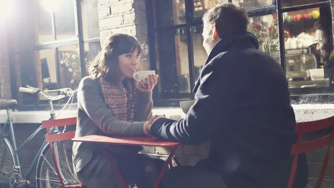 Kalau Punya Pacar Jangan Curhat Sama Teman