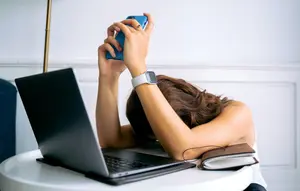 Ilustrasi burnout. (Photo by Anna Tarazevich from Pexels)