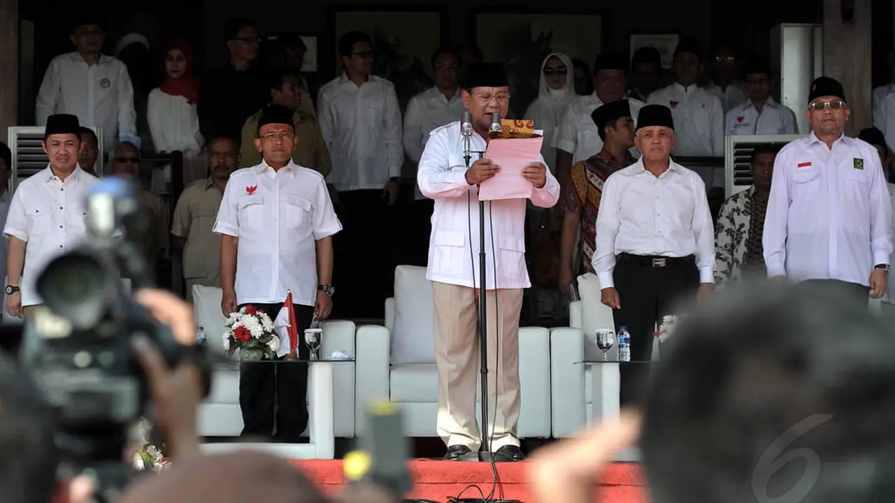 Gaya Prabowo Saat Pimpin Upacara HUT RI