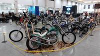 Kustomfest 2024 diikuti beragam motor kustom beragam aliran. (Liputan6.com / Septian Pamungkas)