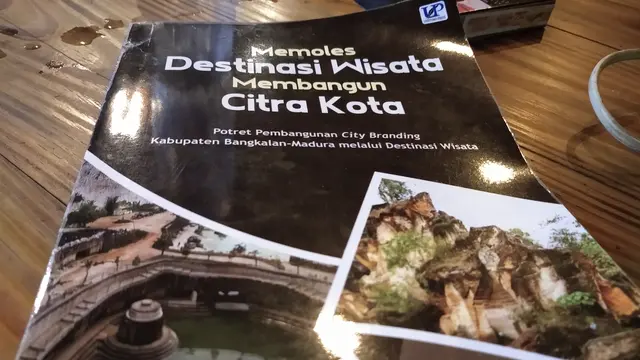 Buku