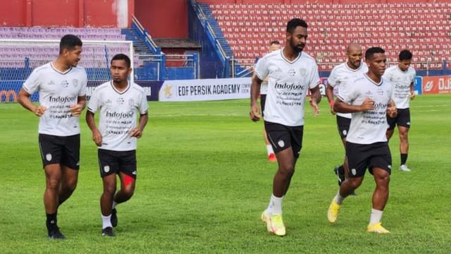 FOTO Sesi Latihan Bali United