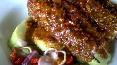 Di FB, Makanan Favorit Jokowi Sate Kere