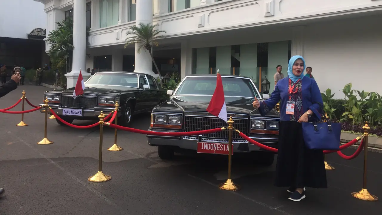 Untuk memeriahkan HUT ke-74 Kemerdekaan Indonesia, Istana Kepresidenan memajang dua mobil era Presiden ke-2 Soeharto.