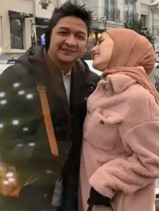 Pasha Ungu dan Adelia Pasha (Instagram/pashaungu_vm)