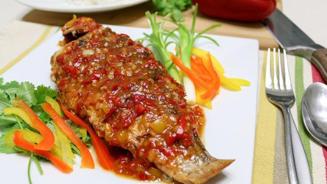 Resep Pecak Ikan Goreng Pedas Lifestyle Fimela Com