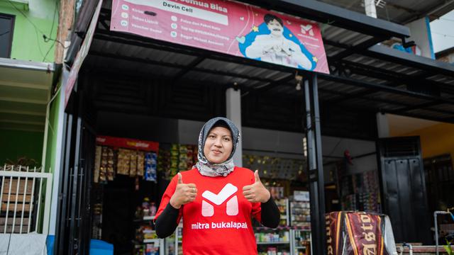 Juragan Liya, mentee terpilih dari Mitra Mentorship Program Batch 1, dipercaya untuk menjadi mentor dan berbagi pengalaman di program Batch 2. (Foto: Bukalapak)