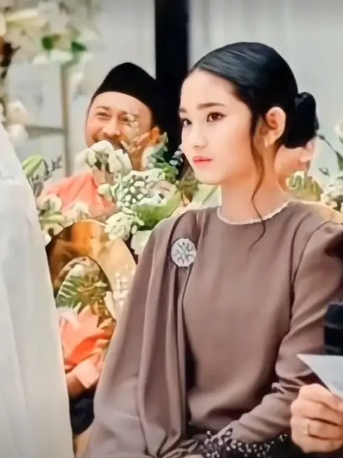 Masuki Usia Pra Remaja, 10 Potret Bilqis di Acara Lamaran Ayu Ting Ting  Tuai Perhatian - Entertainment Fimela.com