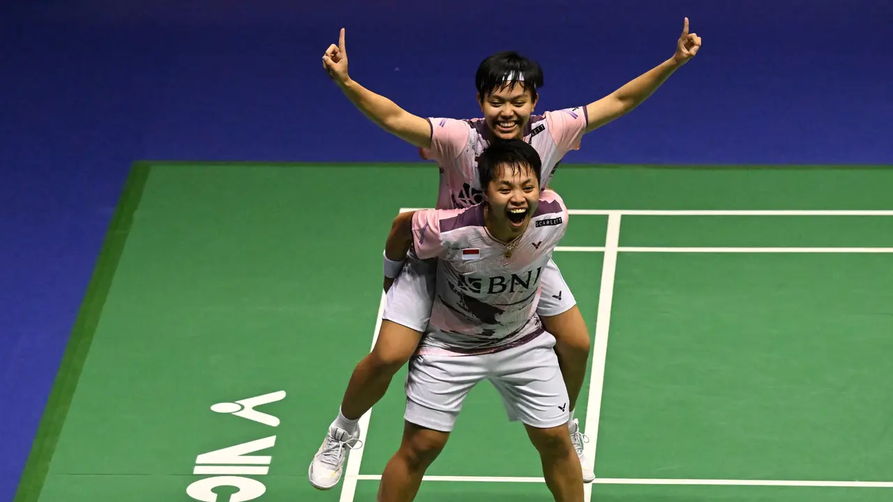 Apriyani Rahayu/Siti Fadia Silva Ramadhanti - Hong Kong Open 2023 - Bulu Tangkis