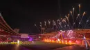 Pertunjukan kembang api pada pesta penutupan SEA Games 2025 yang berlangsung di Rajamangala Stadium, Bangkok, Sabtu (20/12/2025) malam WIB.