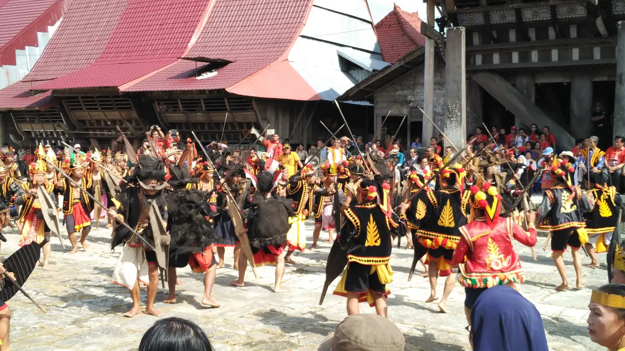 Bawomataluo, Desa Adat Nias di Bukit Matahari