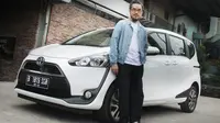 Desain Toyota Sienta Berhasil Memikat Leonard Theosabrata