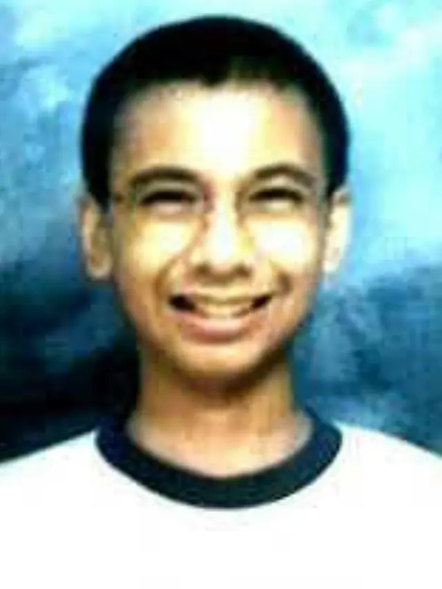 Genap Berusia 36 Tahun, Ini 6 Foto Lawas Raditya Dika saat Sekolah