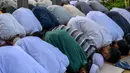 Sidang Isbat penentuan 1 Syawal 1446 Hijriah dihadiri sejumlah perwakilan duta besar negara sahabat, ahli falak, dan perwakilan Ormas Islam. (BAY ISMOYO/AFP)