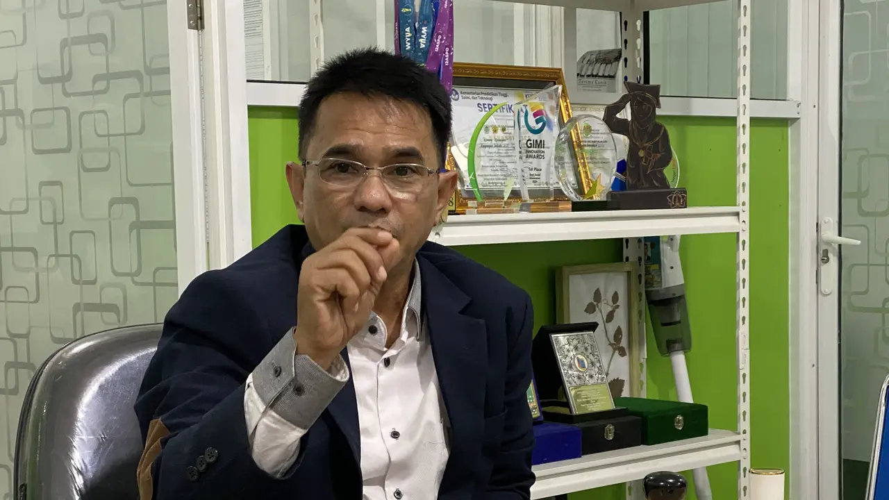 Kepala Atsiri Research Center (ARC) Syaifullah Muhammad