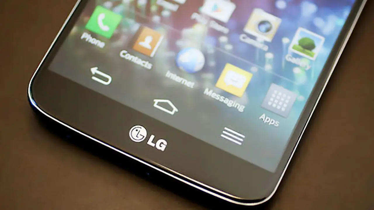 lg-g2-hilang-131029b.jpg