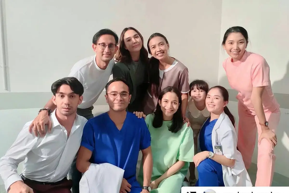 6 Potret Kebersamaan Pemain Serial Layangan Putus, Diangkat dari Kisah Nyata
