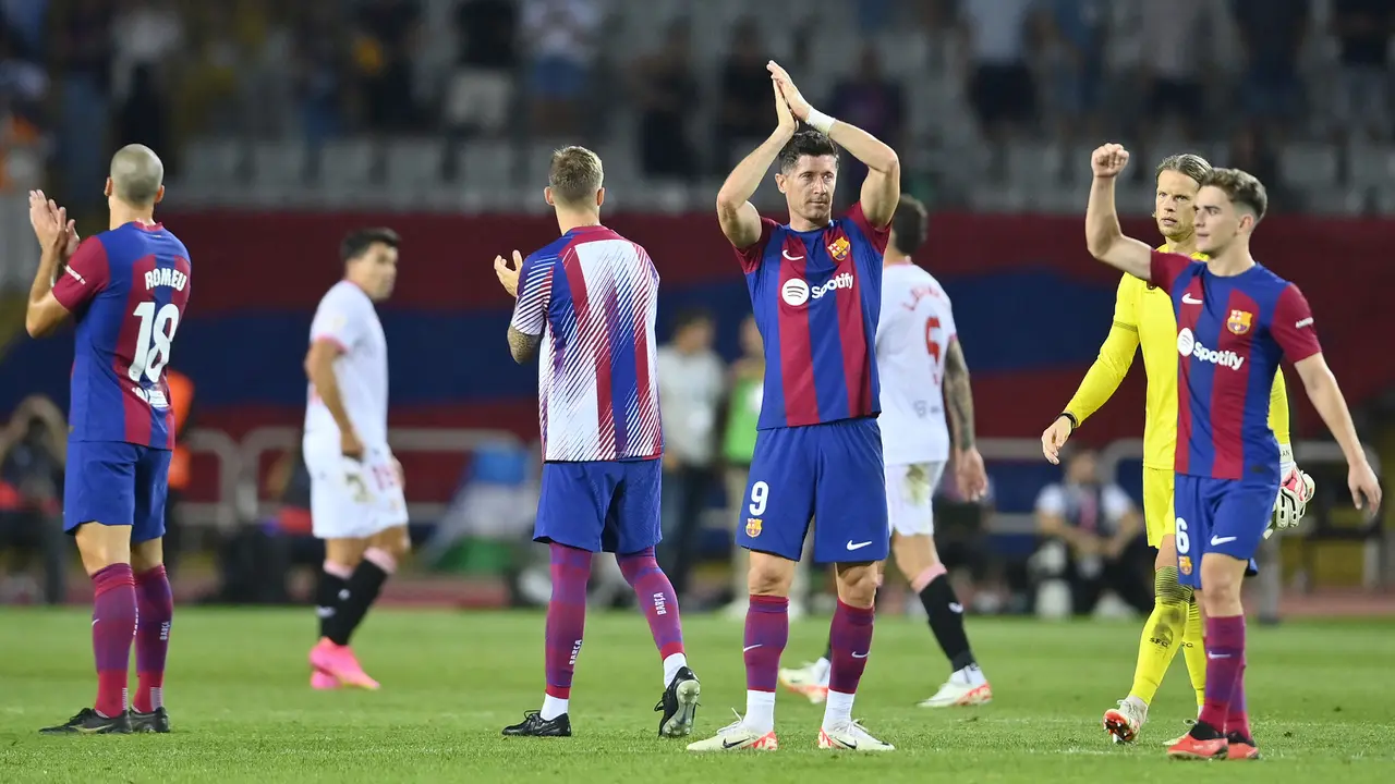 Foto: Momen Sergio Ramos Cetak Gol Bunuh Diri untuk Kemenangan Barcelona di Liga Spanyol