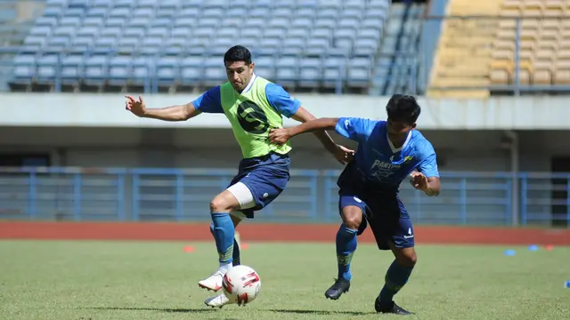 Latihan Persib Bandung