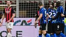 Saling sindir tersebut diam-diam jadi pemicu konflik. Keduanya meledak pada Derby della Madonnina di perempat final Coppa Italia, Rabu (27/1) dini hari WIB. (Foto: AFP/Miguel Medina)