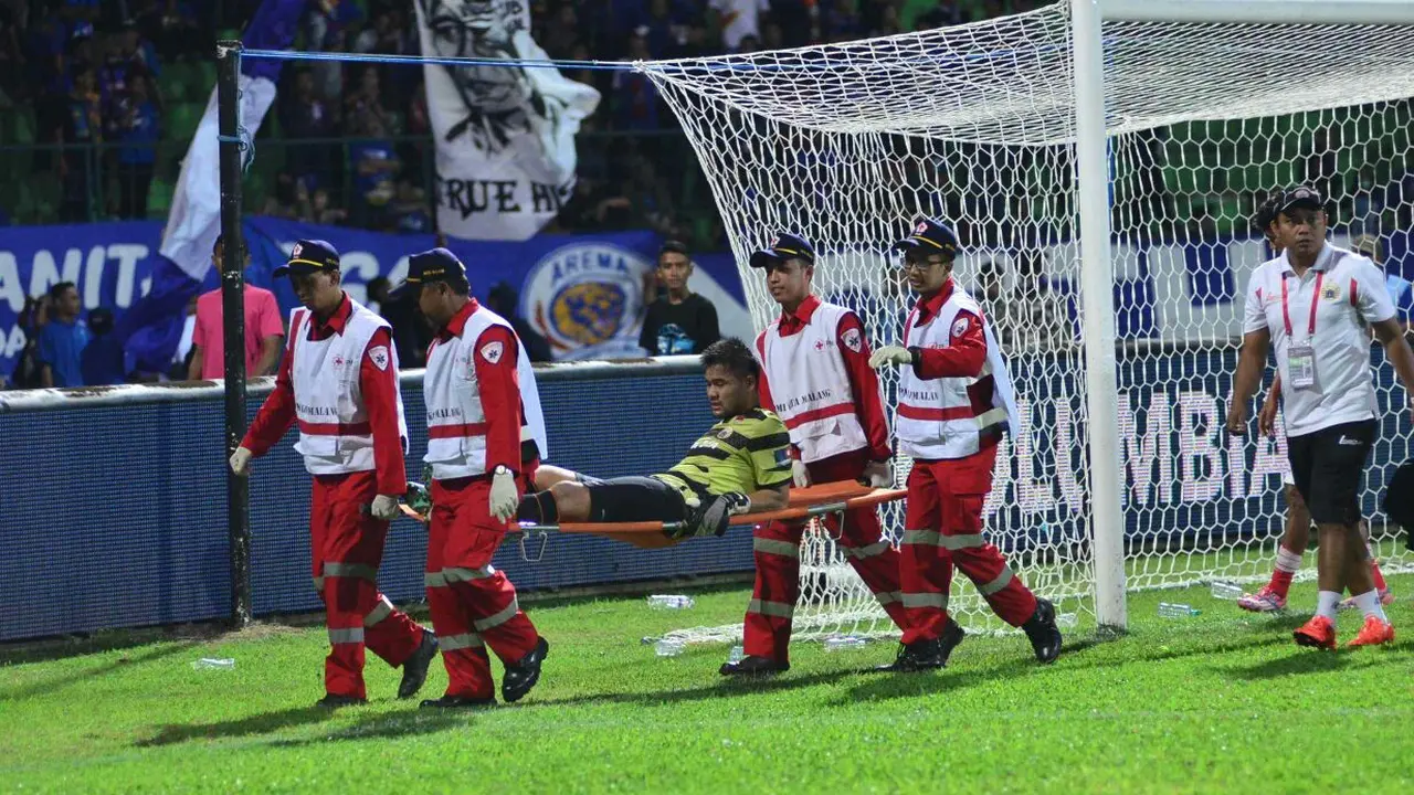 Kiper Persija Andritany