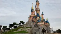 Disneyland Park, Paris. (dok. Ian LANGSDON / AFP)