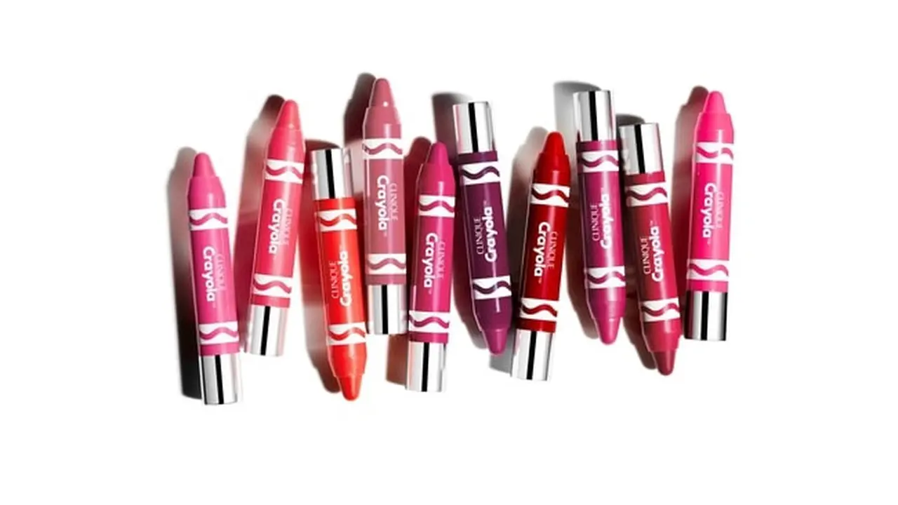 Koleksi Chubby Stick Berbentuk Crayon yang Menggemaskan