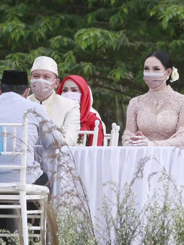 Pernikahan Vicky Prasetyo dan Kalina Oktarani