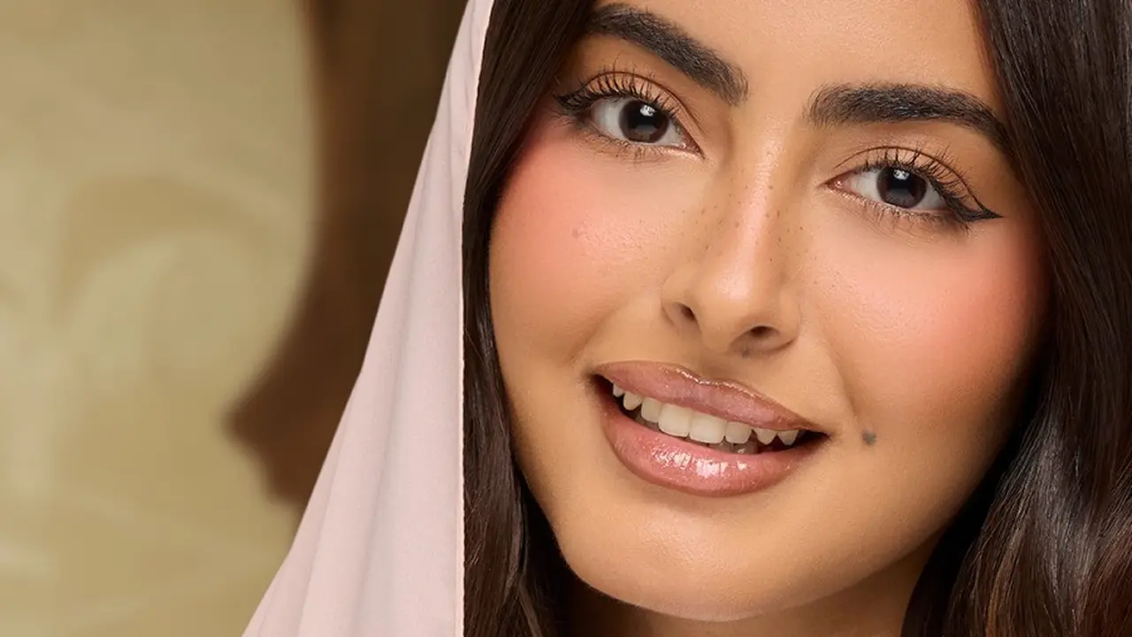 Eksplorasi Makeup Bold Ramadan, KIKO Milano Gandeng Seniman Dubai Huda Al Nuaimi Hadirkan Koleksi Edisi Terbatas