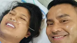 Pengalaman mendampingi proses persalinan ini membuat Judika semakin menghormati perjuangan seorang ibu. Ia merasa momen dari kontraksi hingga kelahiran anak ketiga mereka adalah pengalaman luar biasa yang semakin mempererat hubungan mereka sebagai keluarga. (Liputan6.com/IG/@/jud1ka)