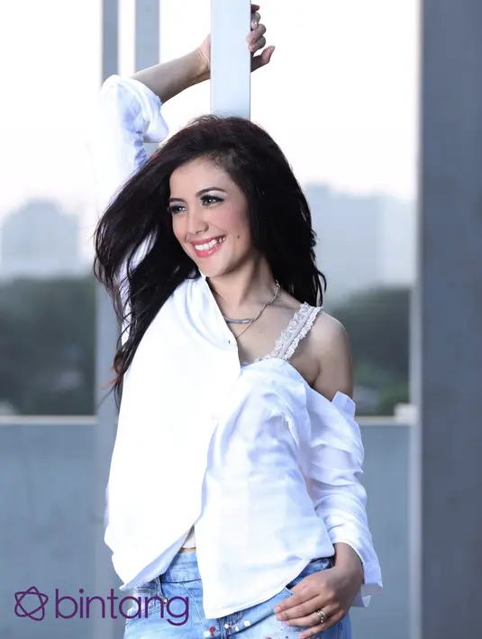 Setelah lama  vakum, Nadila ingin kembali membuktikan  eksistensinya. (Febio Hernanto/Bintang.com)