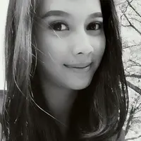Kematian Irena Justine yang mendadak memang menjadi perbincangan hangat saat ini. Masih muda dan cantik, banyak orang yang menyayangkan kepergian ibu satu orang anak ini. (instagram.com/irena_justine)
