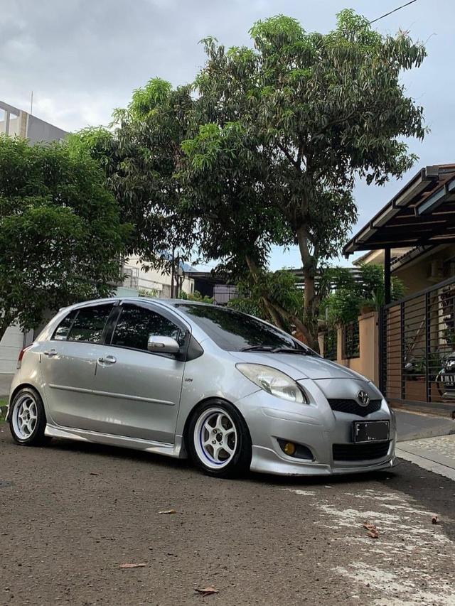 12 Potret Modifikasi Toyota Yaris Bakpau, Hatchback Mungil yang Bisa Diajak Ngeceng