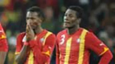 Pupus sudah ambisi Ghana menggoreskan sejarah di Piala Dunia. Uruguay mengempaskan “Bintang Hitam” melalui drama adu penalti dengan skor 4-2, setelah selama 120 menit bermain sama kuat 1-1. 