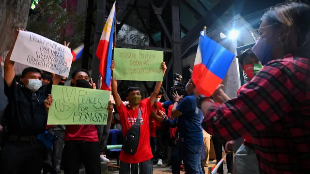 Pendukung Anak Eks Diktator Marcos Jr