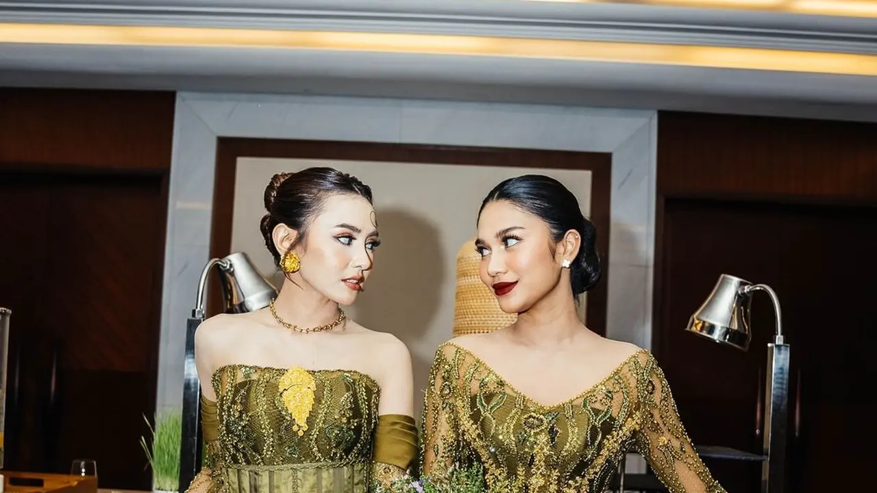 6 Adu Gaya Azizah Salsha dan Mahalini Kenakan Kebaya, Duo Istri Muda Jadi Bridesmaid Aaliyah Massaid