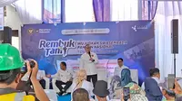 Menko Zulkifli Hasan Buka Peluang Tambah Pupuk Subsidi Tahun Depan