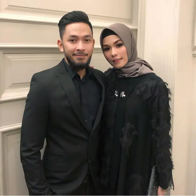 6 Fakta Metha Yunatria, Istri Uki Noah yang Cantik Berhijab