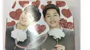"Tiga hal yang kutahu dari Domino di Korea Selatan. Ini benar-benar enak, sangat mahal untuk ukuran large an boxnya untuk edisi Valentine bergambar pasangan gay," kicaunya. (Foto: koreaboo.com)