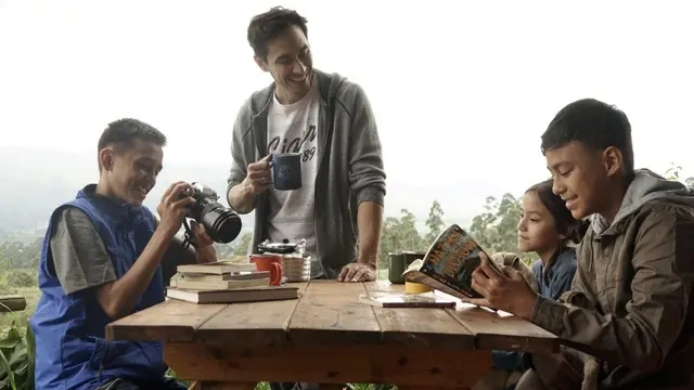 Berkemah Makin Marak, Tenda Jadi Peralatan Camping Terlaris
