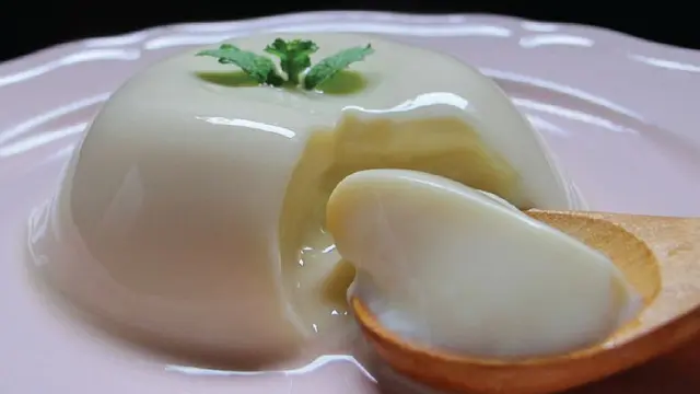 ilustrasi puding susu