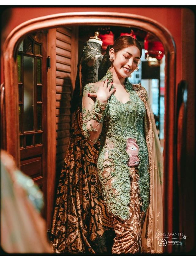 Momen Saat Jessica Iskandar Fitting Baju Nikahan, Cantik Banget