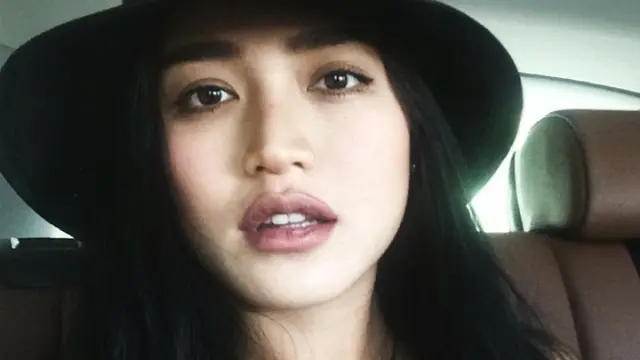 6 Misteri Pernikahan Jessica Iskandar