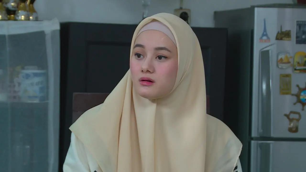 Jangan Panggil Gue Pak Haji