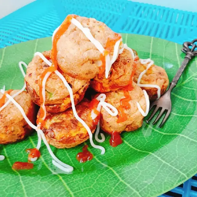 Bola Telur Fantasi