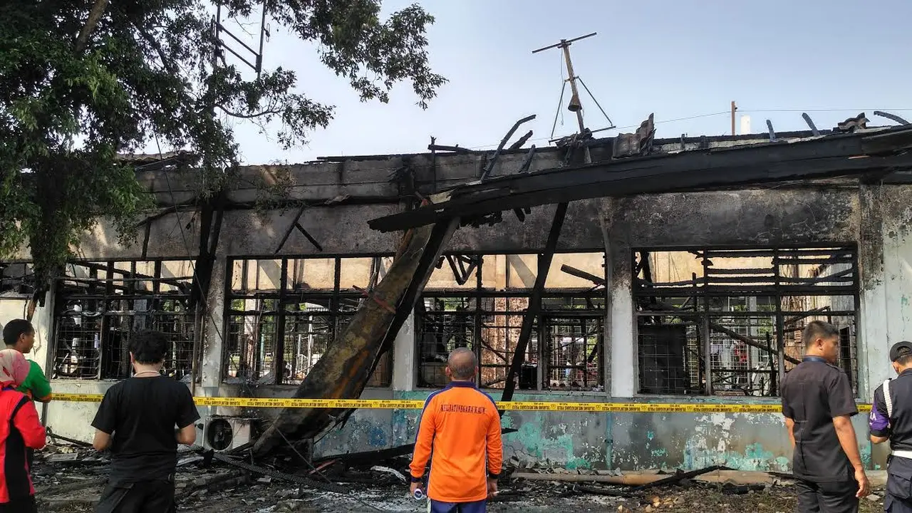 Kebakaran Stasiun Klender